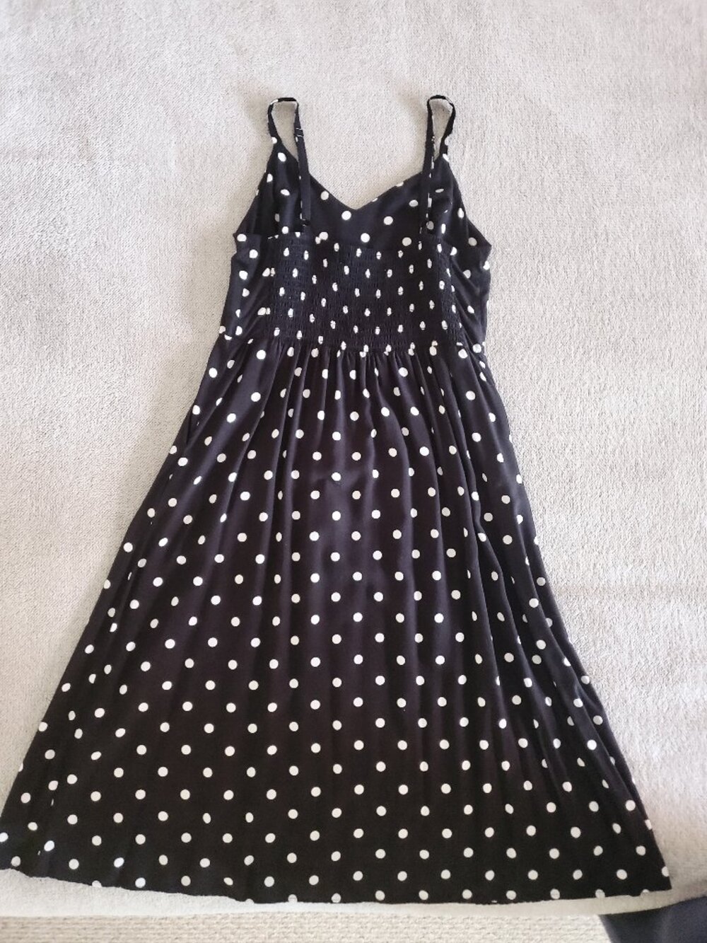 Old Navy polka dot midi summer dress, adjustable shoulder straps, side pockets
